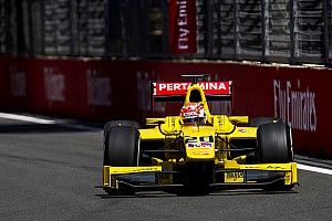 F2 Baku: Nato wint na tijdstraf Leclerc, De Vries valt uit vanaf P2