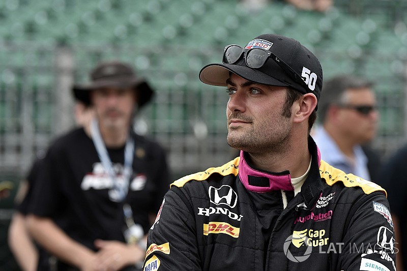 Jack Harvey remplacera Aleshin pour la fin de saison