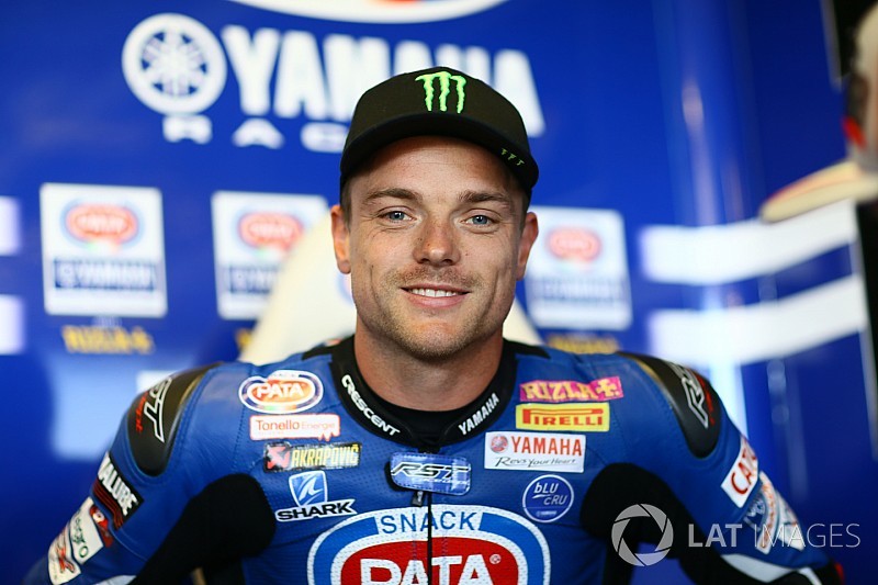 Yamaha pertahankan Lowes di WorldSBK 2018