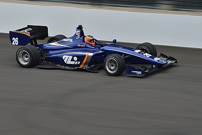 Matheus Leist centra la pole per la Freedom 100