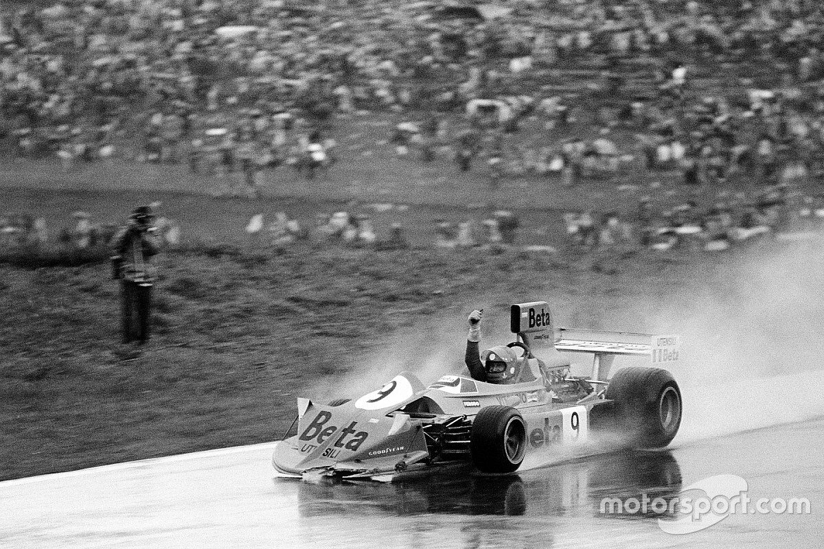 F1 tarihinde bugün: Brambilla, F1'deki ilk zaferini alıyor!