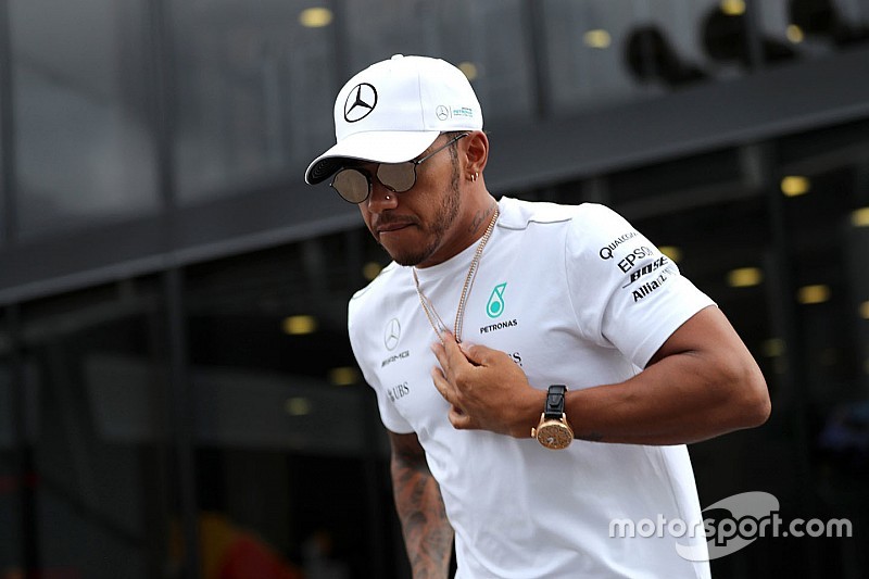Hamilton makin dekat dengan kontrak baru