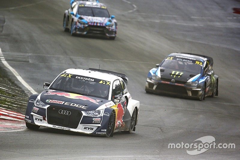 Ekström leader, Solberg impressionnant, Loeb à la peine
