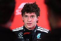 Antonelli "empezó a dudar de sí mismo" ante su difícil debut en F1