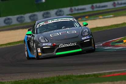 Il Cayman GT4 Trophy Italia si apre con una doppietta di Riccardo Pera