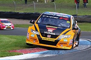 Knockhill BTCC: Neal sneaks through for Race 2 win in epic battle