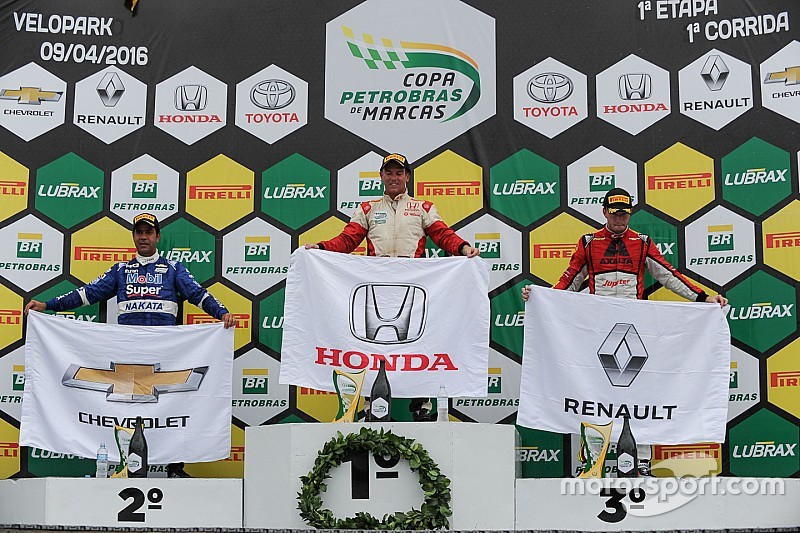 Orige triunfa na abertura do Marcas no Velopark