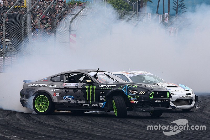 Vaughn Gittin takes the victory on Formula Drift Round 2 in Atlanta