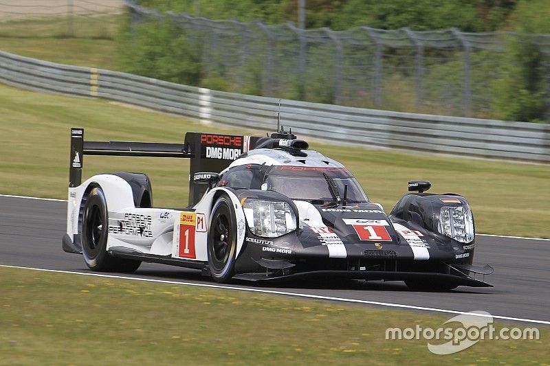 #1 Porsche Team Porsche 919 Hybrid: Timo Bernhard, Mark Webber, Brendon Hartley