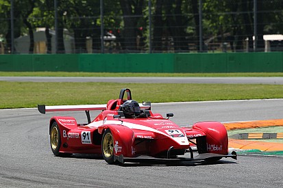 Lorenzo Pegoraro si impone in Gara 1 a Monza