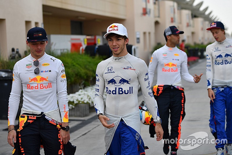 Verstappen, birlikte FIFA oynadığı Gasly ile takım arkadaşı olacağı için mutlu