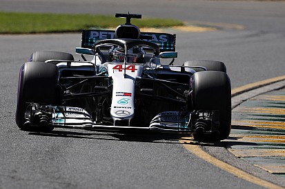 Mercedes toma el mando en los primeros libres de la F1
