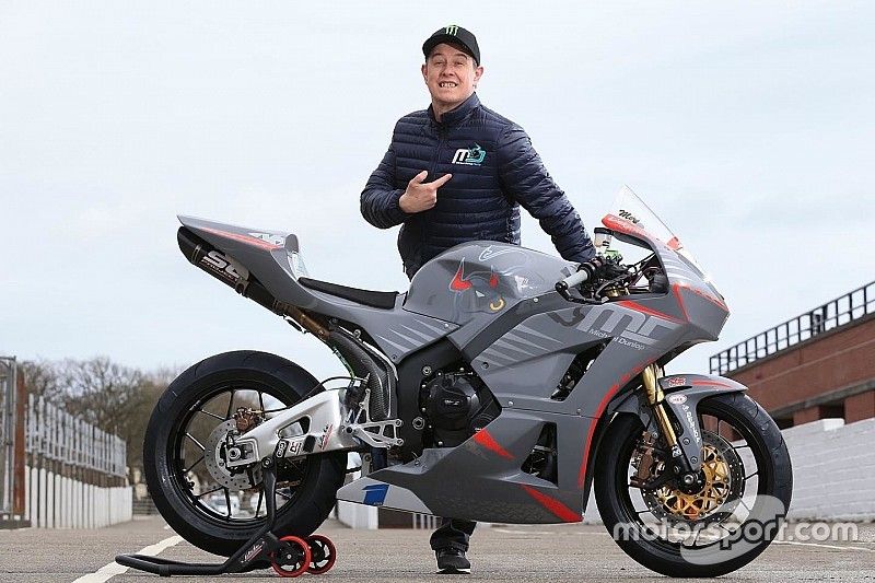 TT 2018: John McGuinness rischia di non correre al Mountain