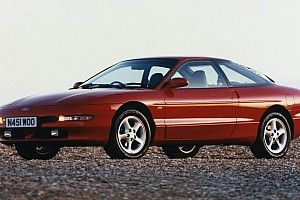 10 coches inolvidables con faros escamoteables