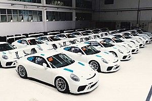 Porsche lança ‘Carrera Cup’ e apresenta novos carros de 2018