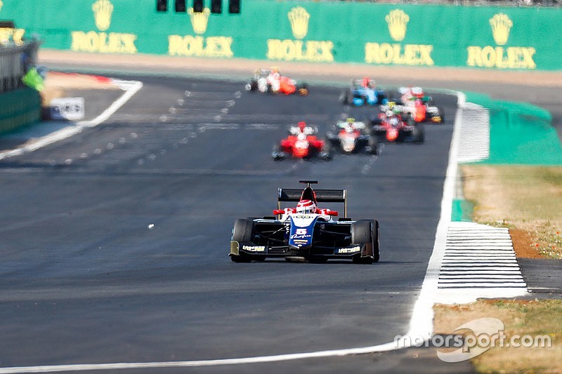 GP3 Silverstone: İkinci yarışı Piquet kazandı, ilk üç Trident'in