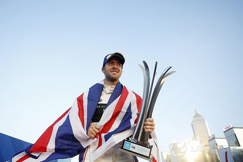 Ganador de la carrera Sam Bird, DS Virgin Racing