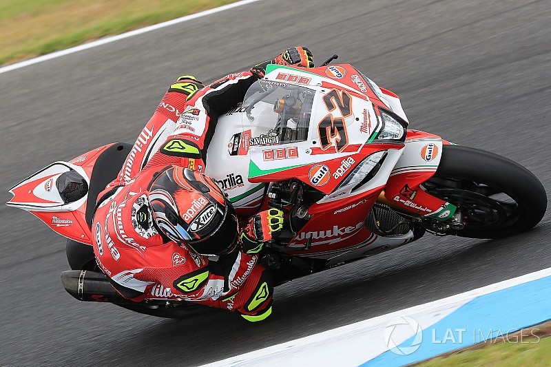 Savadori da la sorpresa y lidera los libres del WorldSBK en Australia