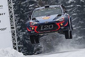Neuville si riscatta e regala a Hyundai la vittoria al Rally di Svezia!