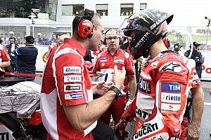 Lorenzo: “Si Dovizioso va delante y Márquez tiene problemas, estaré atento a la pizarra”