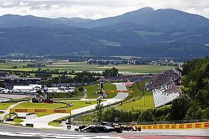 Los Mercedes empiezan al frente en casa de Red Bull