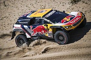 Dakar 2018: Peterhansel in de problemen na crash in dertiende etappe