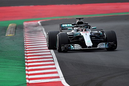 Hamilton dice que el Mercedes 2018 ya es más rápido que el de 2017