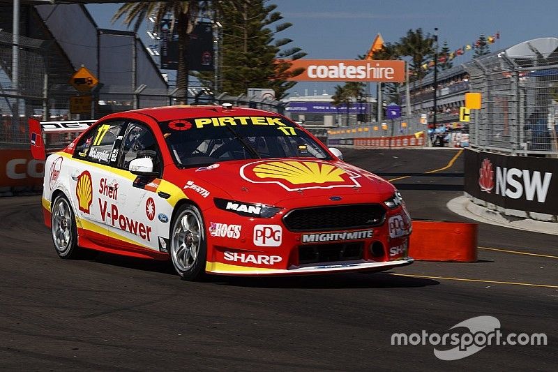 Newcastle Supercars: McLaughlin snags pole for Race 25, Whincup fifth