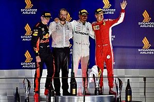 Beste teamradio GP Singapore: "Wil Charlie dat ik crash?"