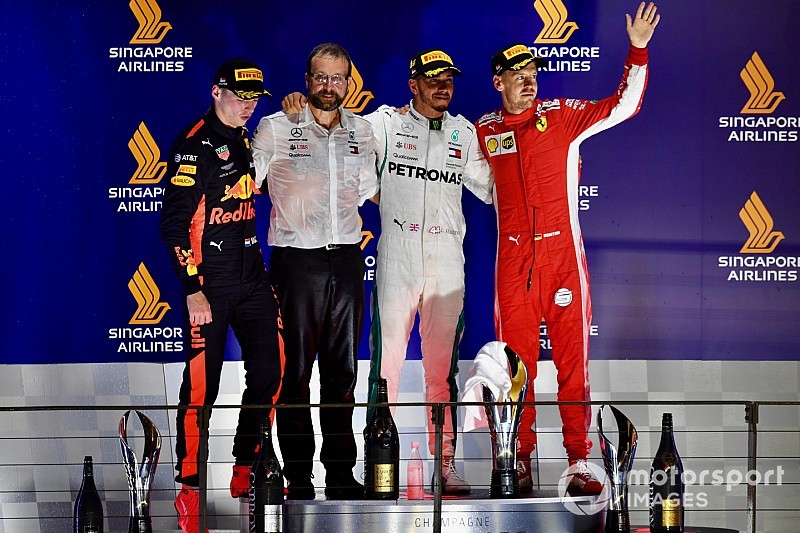 Beste teamradio GP Singapore: "Wil Charlie dat ik crash?"
