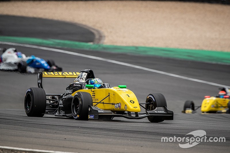 FR2.0 Eurocup Nürburgring: Fewtrell leidt 1-2-3-4 voor R-ace GP