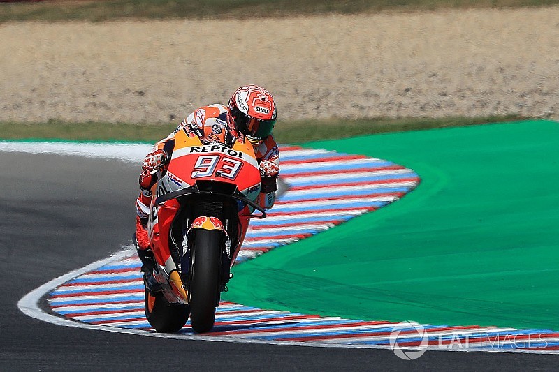 Tes MotoGP Brno: Marquez tercepat, Zarco diapit Honda
