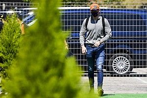 Verstappen elmondta, melyik két területen kell fejlődnie a Red Bullnak
