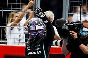 Хэмилтон начал переговоры с Mercedes о новом контракте