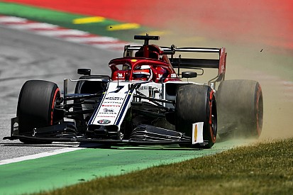Räikkönen mérhetetlenül lazán reagálta le a Forma-1 fő problémáit