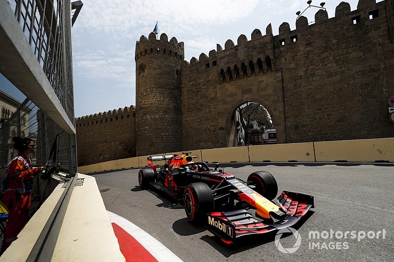 F1アゼルバイジャンFP2速報:ルクレール首位。レッドブルはフェルスタッペン4番手