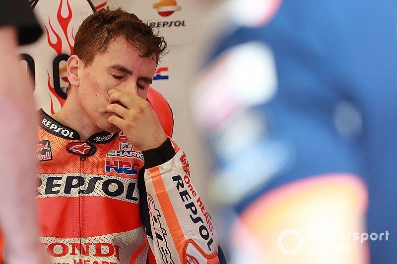 Lorenzo: “Es un momento duro, espero que Honda se empeñe tanto como yo”