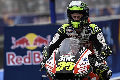 La cheville de Crutchlow de nouveau très douloureuse