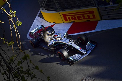 Hamilton si nasconde: "E' improbabile che troveremo sette decimi stanotte"