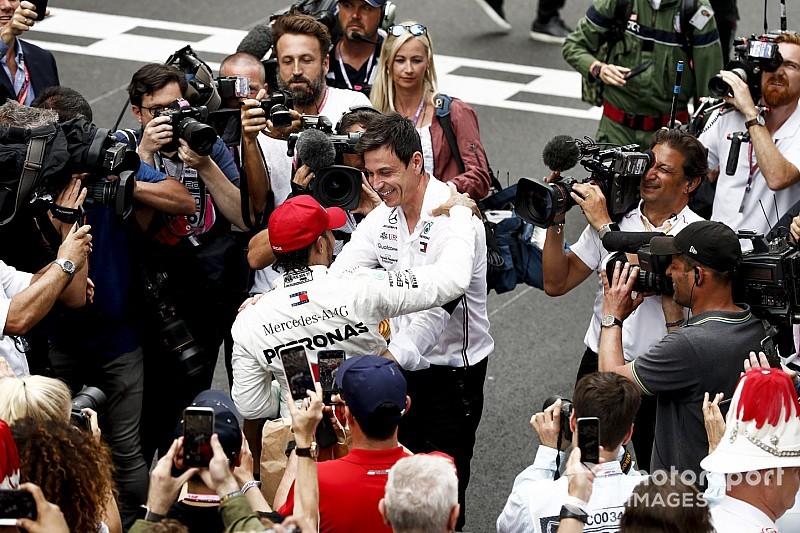 Wolff: Monaco GP bittiği için rahatladım