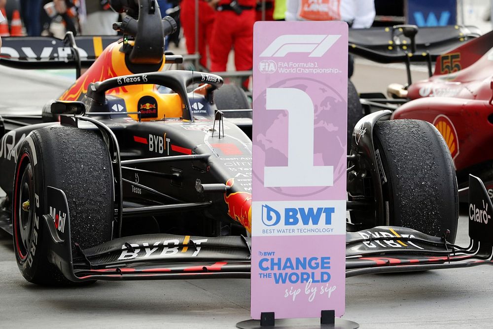 Red Bull refroidit les espoirs de Ferrari sur ses dépenses