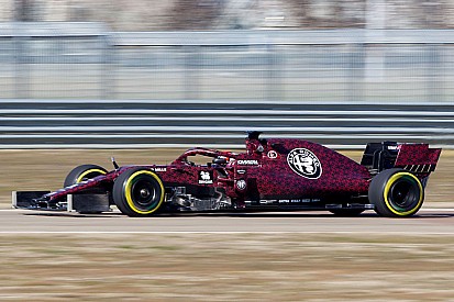 Photos - La nouvelle F1 d'Alfa Romeo se dévoile !