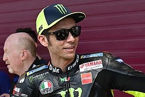 Valentino vince almeno in tribunale: la spunta nella causa con gli ex custodi della sua villa