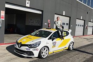 Francesca Raffaele debutta nella Clio Cup Italia con l'Oregon Team