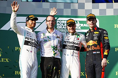 Bottas wint seizoensouverture in Australië, Verstappen knap derde met Red Bull-Honda