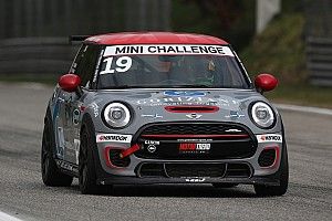 Video, MINI: alla scoperta della John Cooper Works Experience