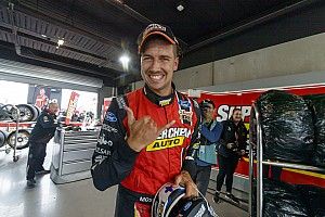 The Bend Supercars: Mostert denies fuel-starved McLaughlin pole