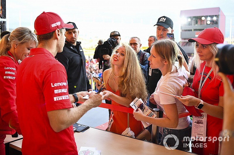 Vettel úgy érzi, hogy az emberek mögötte állnak