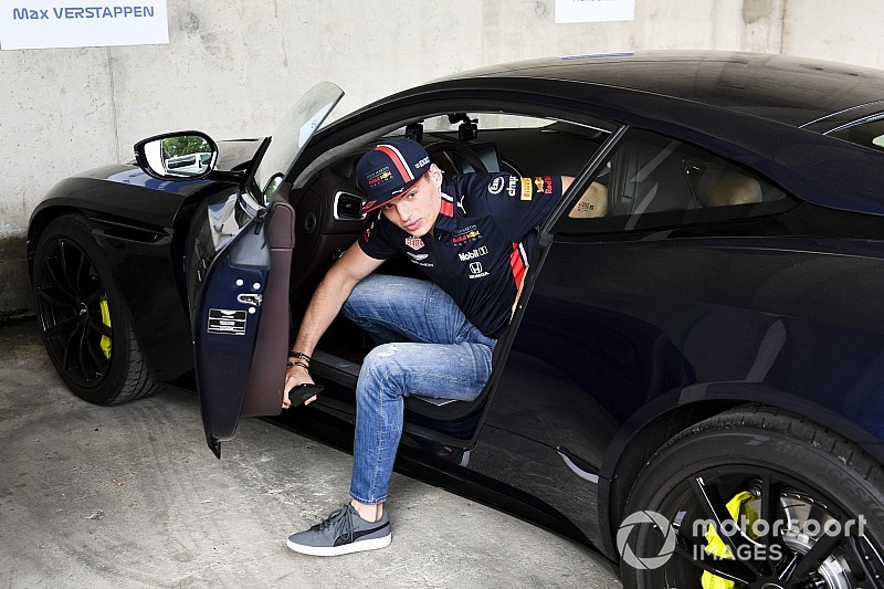 Verstappen gyorsabb és komplettebb versenyző, mint Vettel volt a Red Bullnál?