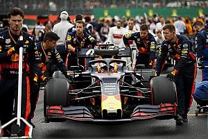 A Red Bull nem érti, Vettel mit akart abban a helyzetben